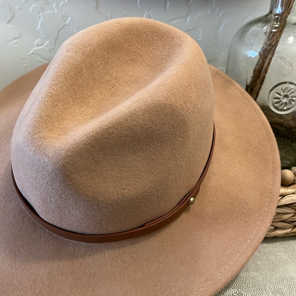 Melrose and Market - Wool Hat - Light Brown